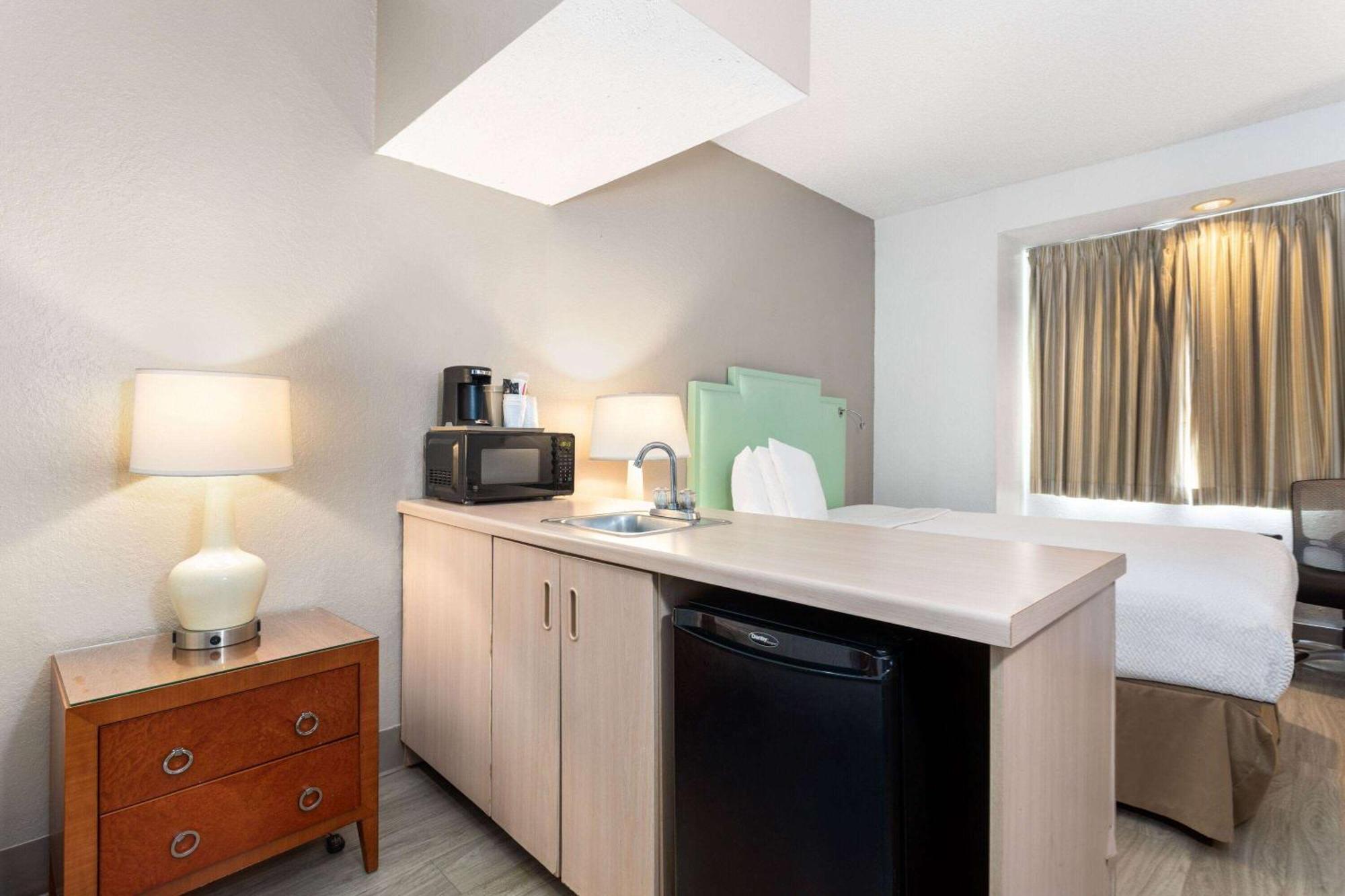 Baymont By Wyndham Orlando-International Dr-Universal Blvd 外观 照片
